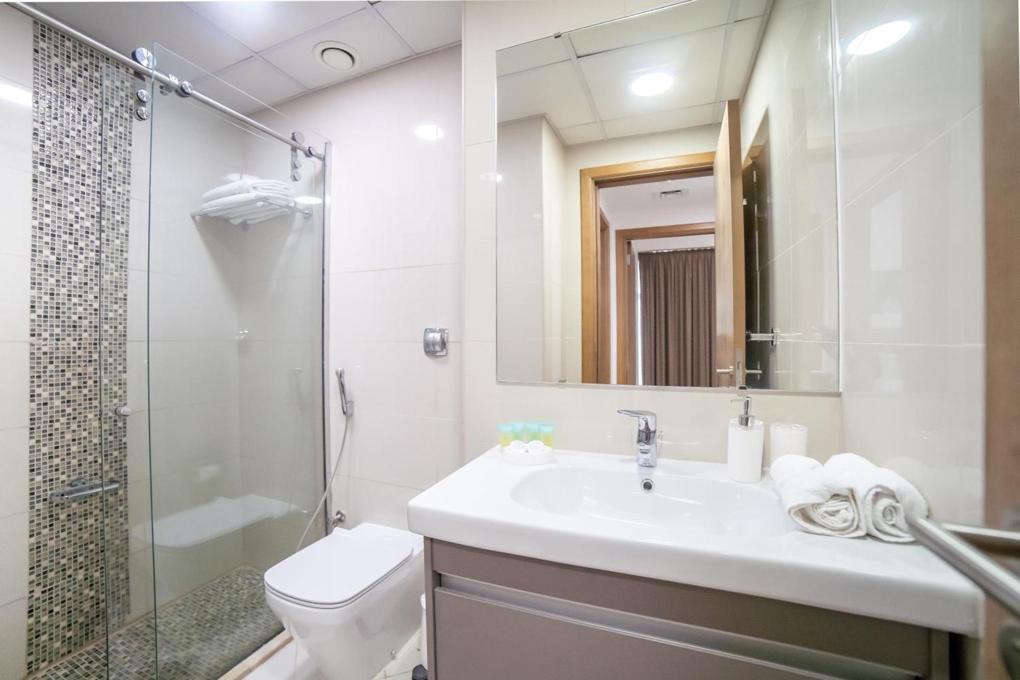 Continental Tower, Dubai Marina - Luton Vacation Homes חדר תמונה